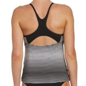 NIKE 2 PIECE  Striped Tankini Swimsuit Woman’s 2 Piece